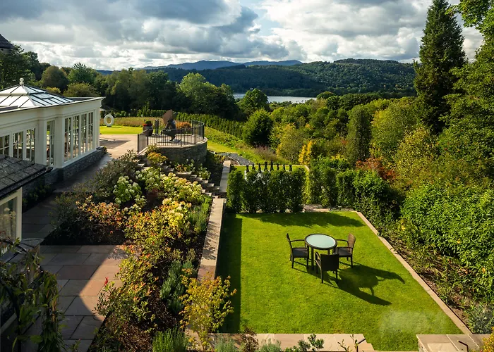 لينثويت هاوس فندق